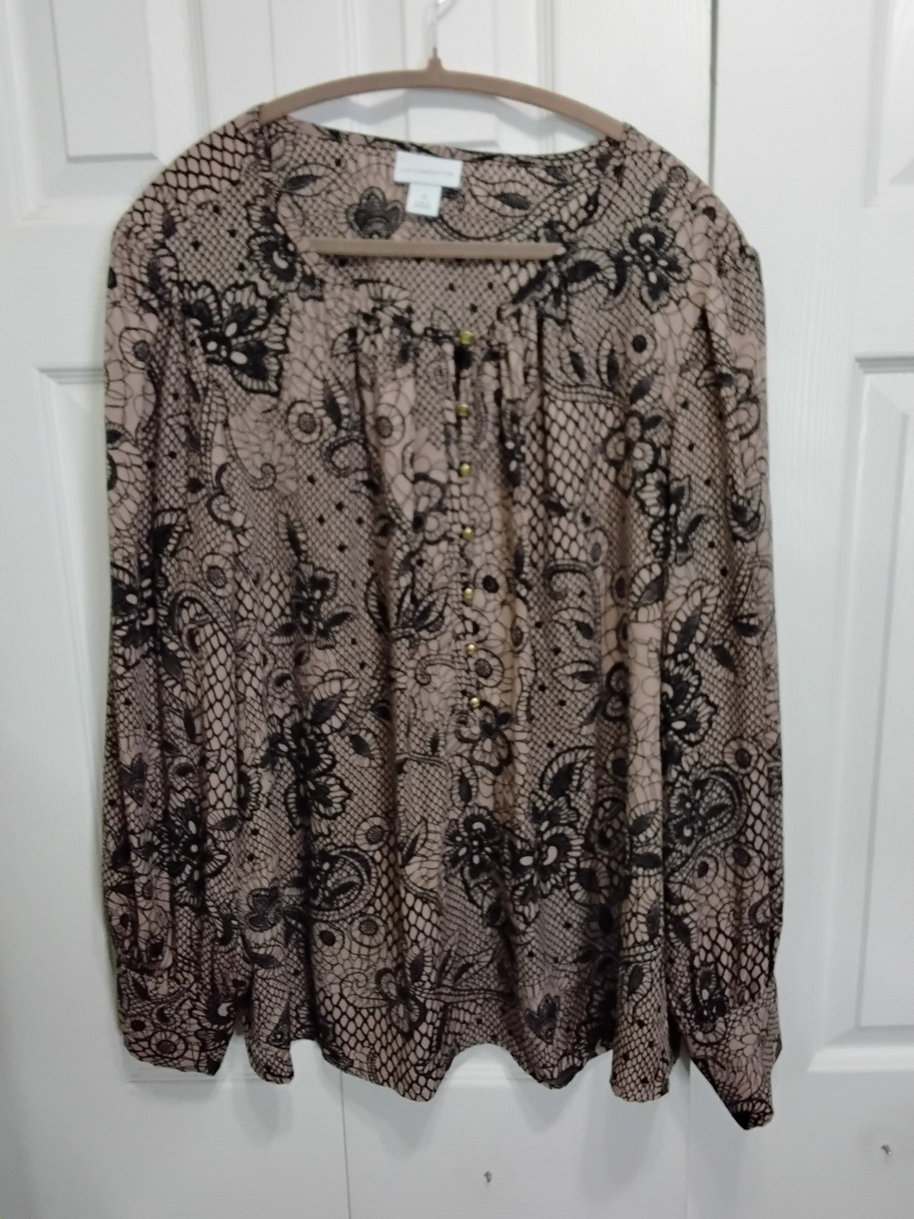 Women's Beige Floral Button-Front Blouse